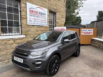 Used Land Rover Discovery Sport 2018 for sale - 79257626: Photo