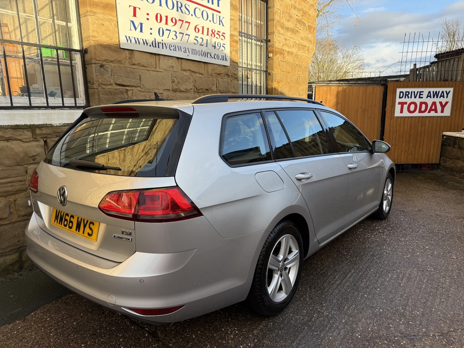Used Volkswagen Golf 2016 for sale - 77635371: Photo 10