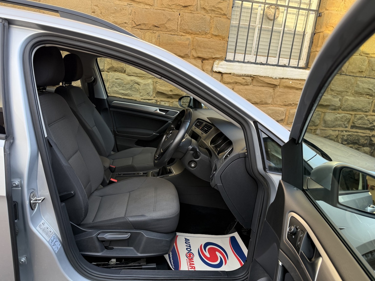 Used Volkswagen Golf 2016 for sale - 77635371: Photo 17