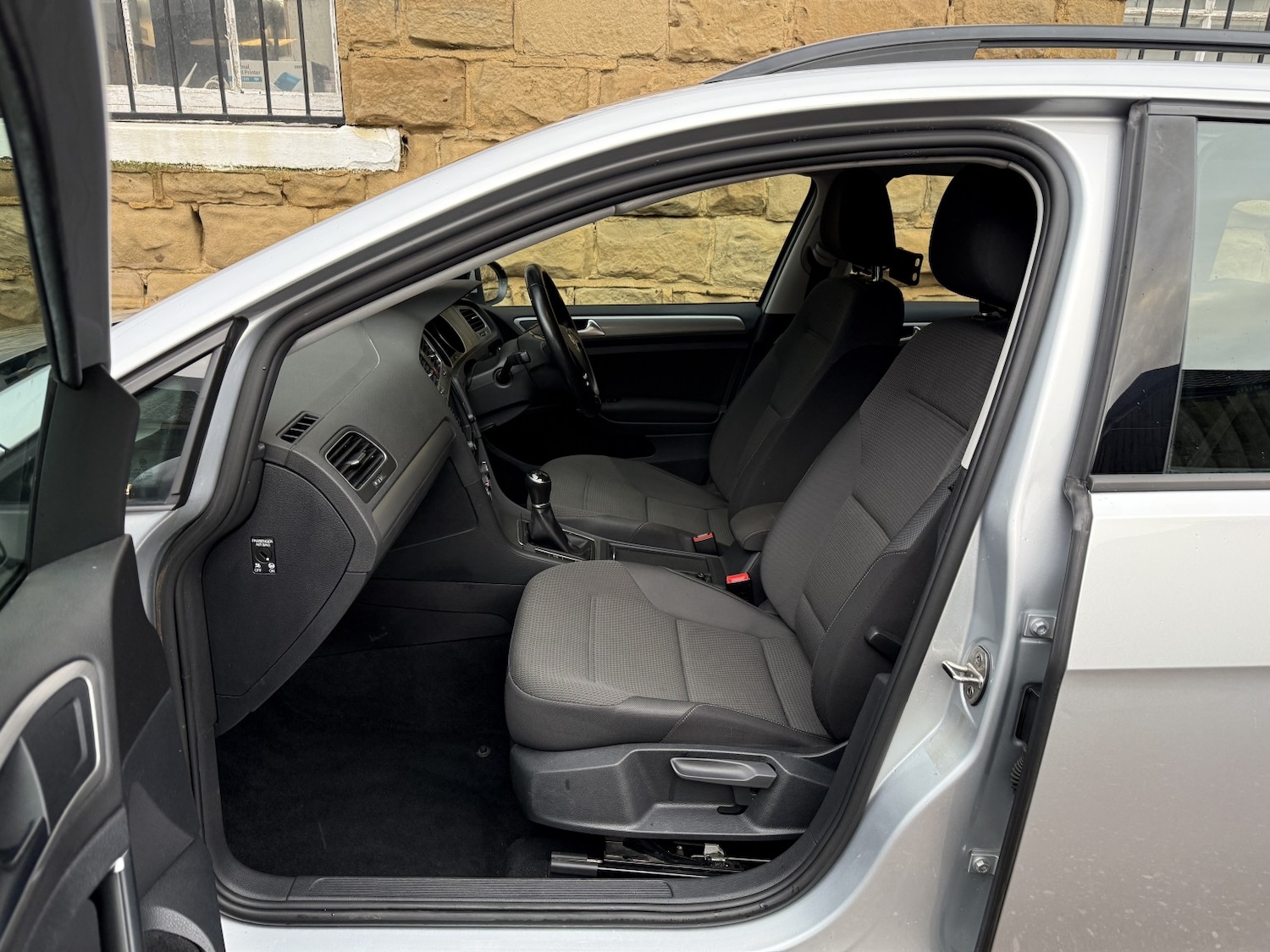 Used Volkswagen Golf 2016 for sale - 77635371: Photo 19