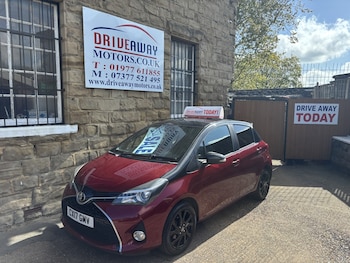 Used Toyota Yaris 2017 for sale - 78352966: Photo