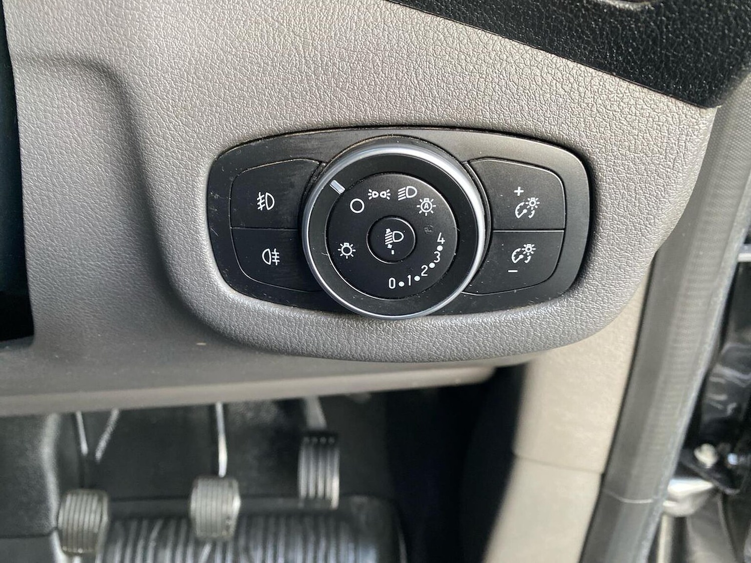 Used Ford Transit Connect 2020 for sale - 76735586: Photo 15