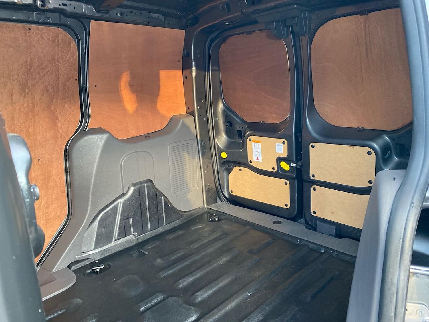 Used Ford Transit Connect 2020 for sale - 76735586: Photo 17