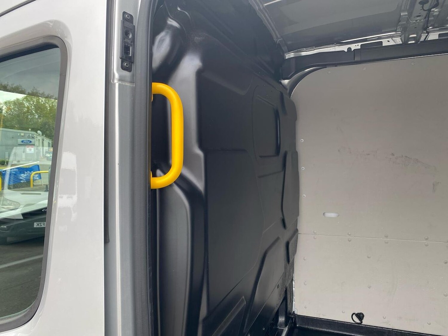 Used Ford Transit 2024 for sale - 76412525: Photo 21