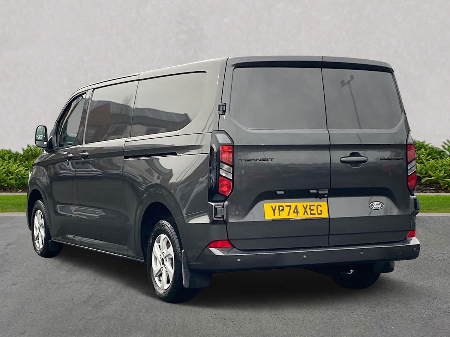 Used Ford Transit Custom 2024 for sale - 77489631: Photo 2