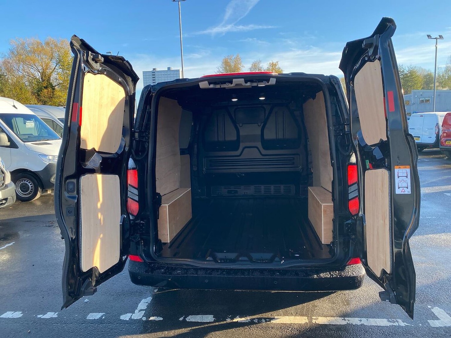 Used Ford Transit Custom 2024 for sale - 76650239: Photo 6