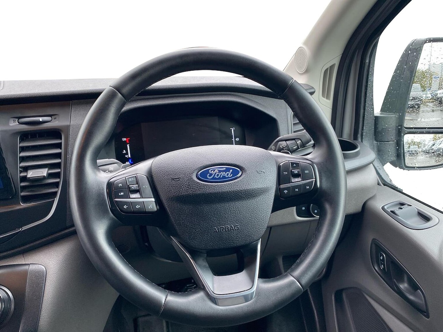 Used Ford Transit 2024 for sale - 76577270: Photo 10