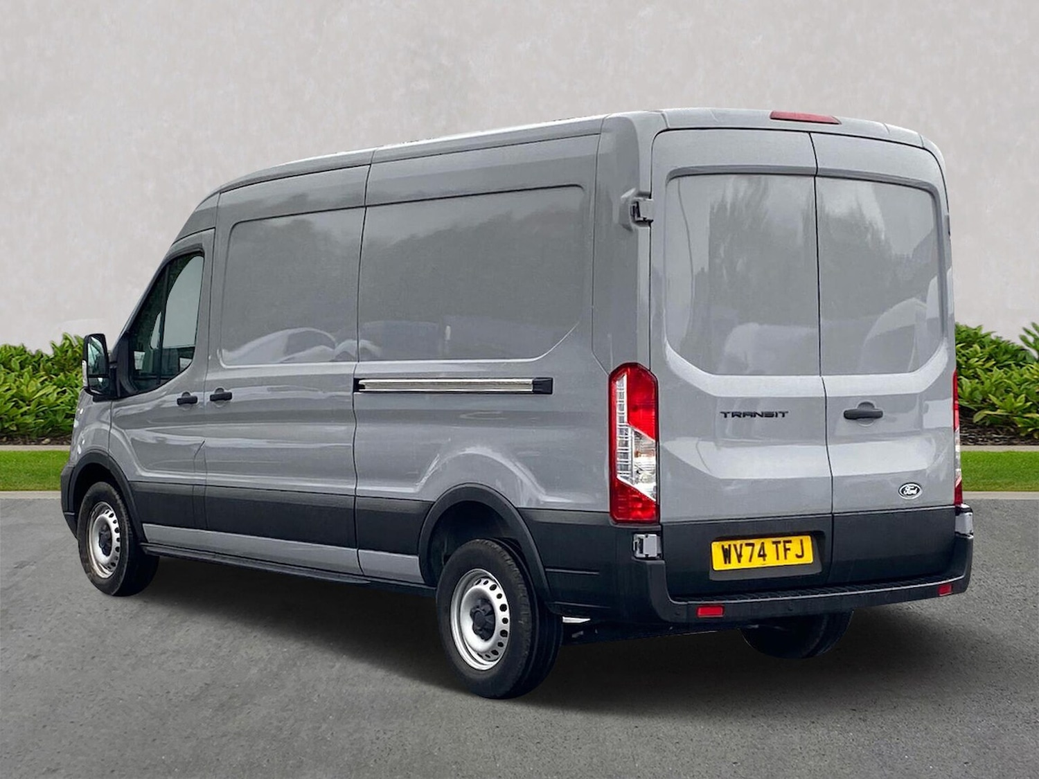 Used Ford Transit 2024 for sale - 76577270: Photo 2