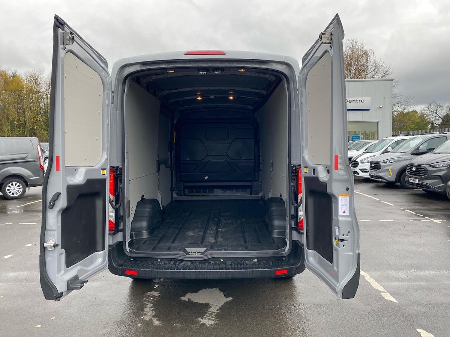 Used Ford Transit 2024 for sale - 76577270: Photo 6