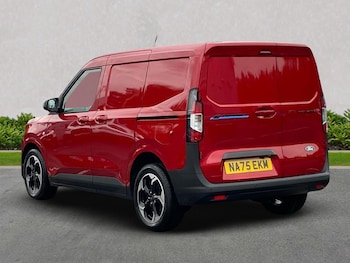 Used Ford Transit Courier 2025 for sale - 76142997: Photo 2