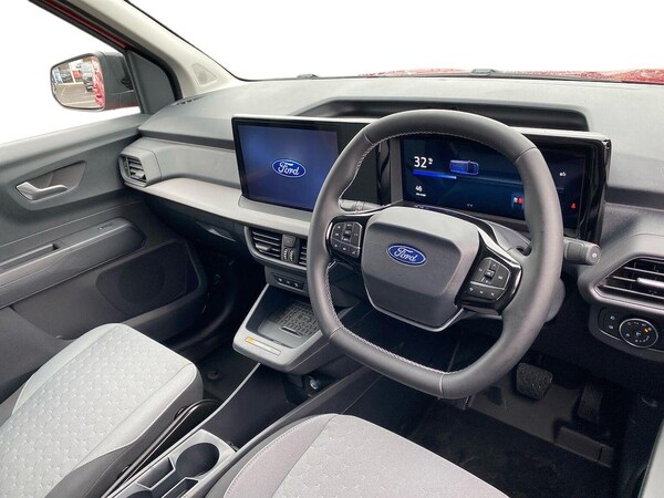 Used Ford Transit Courier 2025 for sale - 76142997: Photo 9
