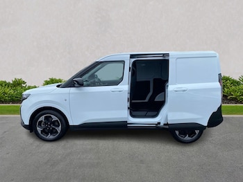 Used Ford Transit Courier 2025 for sale - 76143002: Photo 3