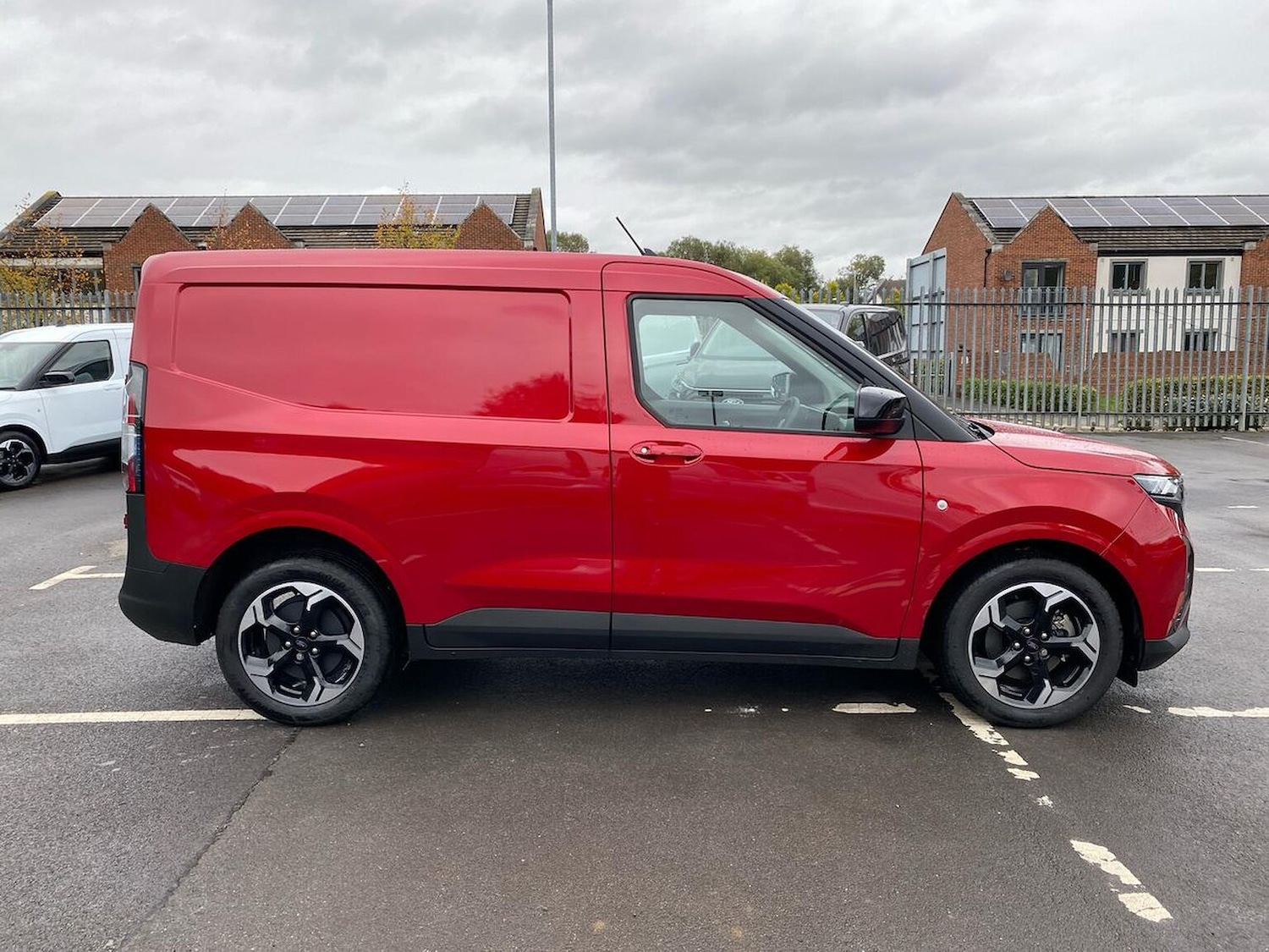 Used Ford Transit Courier 2025 for sale - 76403456: Photo 18