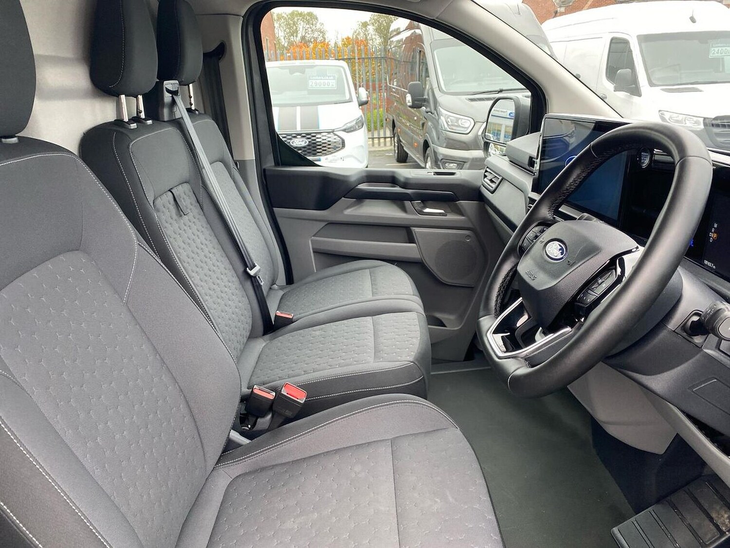 Used Ford Transit Custom 2024 for sale - 76320707: Photo 16