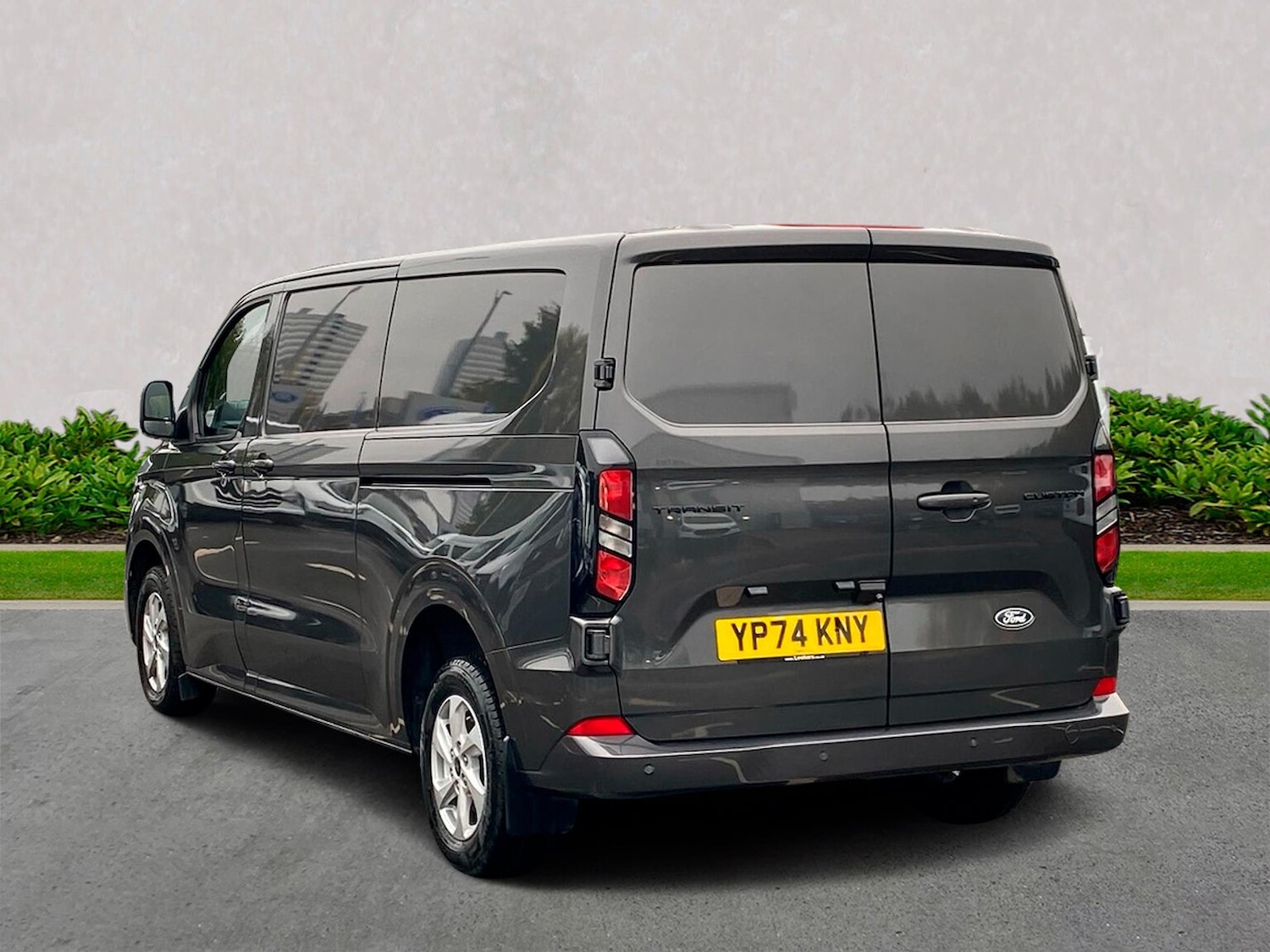 Used Ford Transit Custom 2024 for sale - 76320707: Photo 2