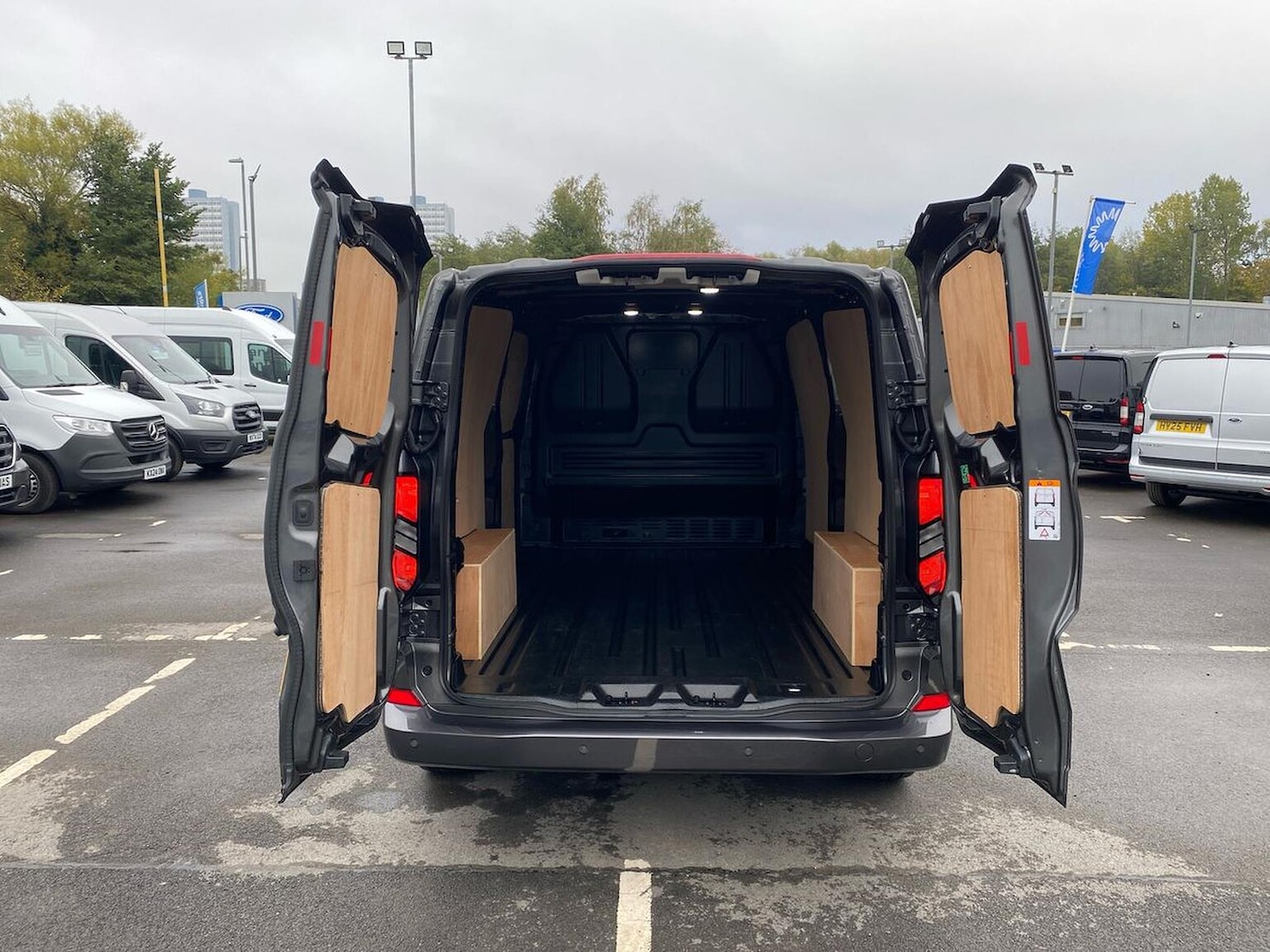 Used Ford Transit Custom 2024 for sale - 76320707: Photo 6