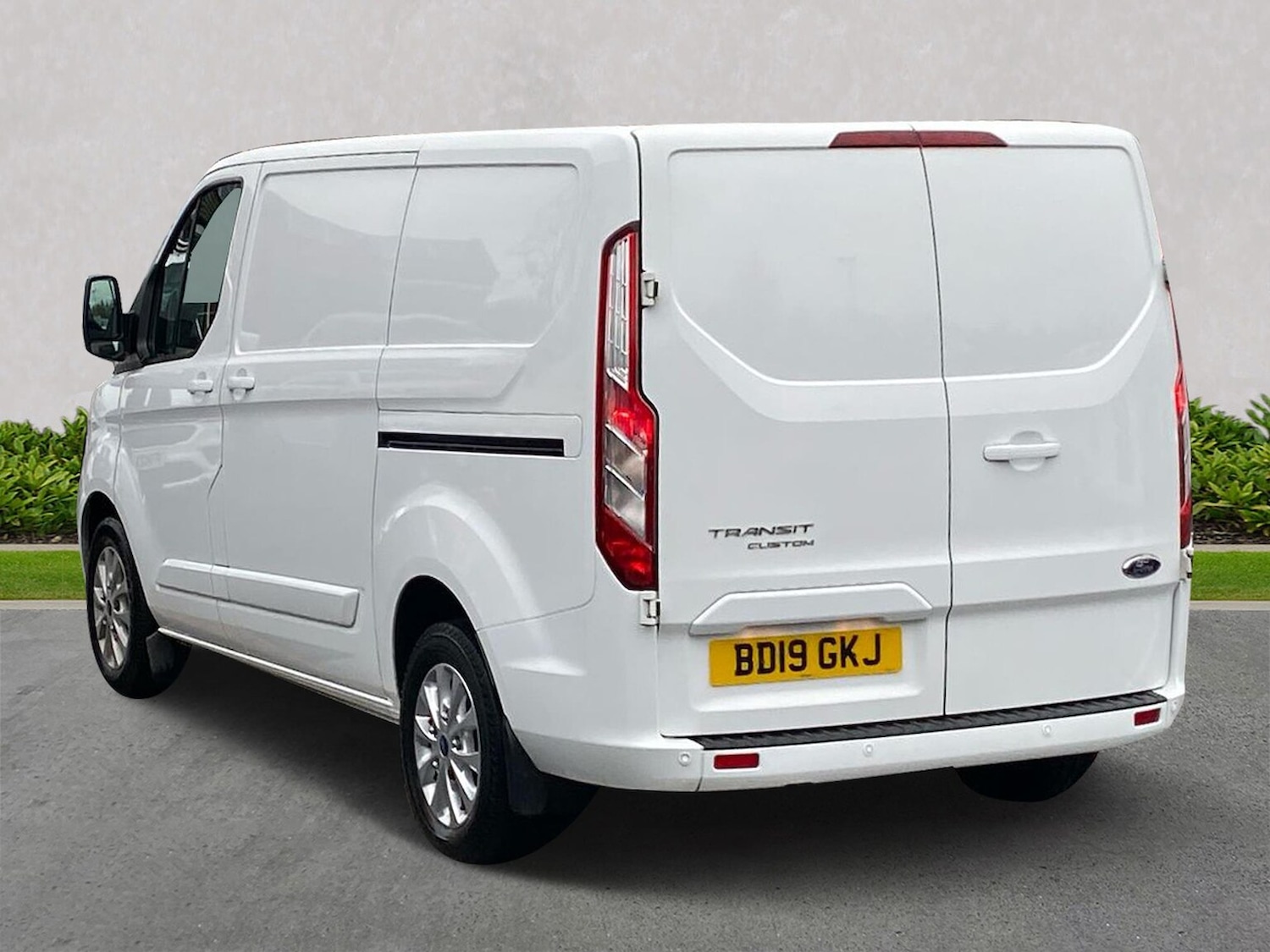 Used Ford Transit Custom 2019 for sale - 76719414: Photo 2
