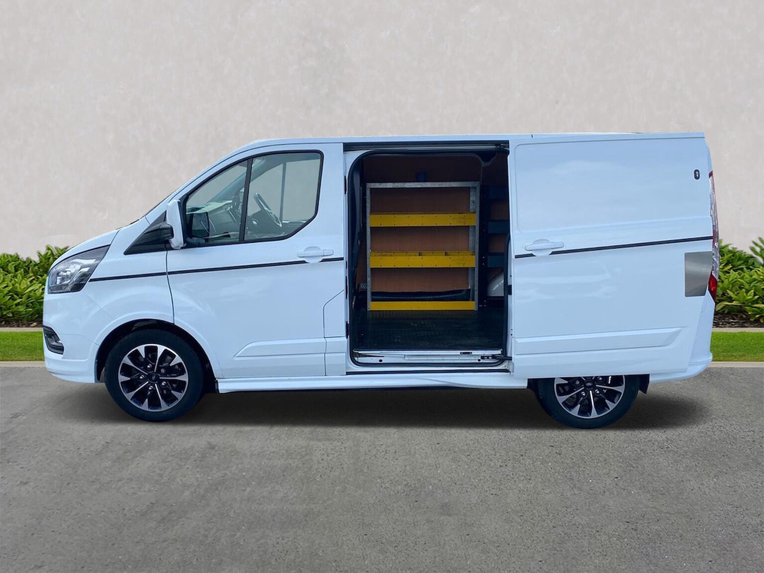 Used Ford Transit Custom 2023 for sale - 76331095: Photo 3