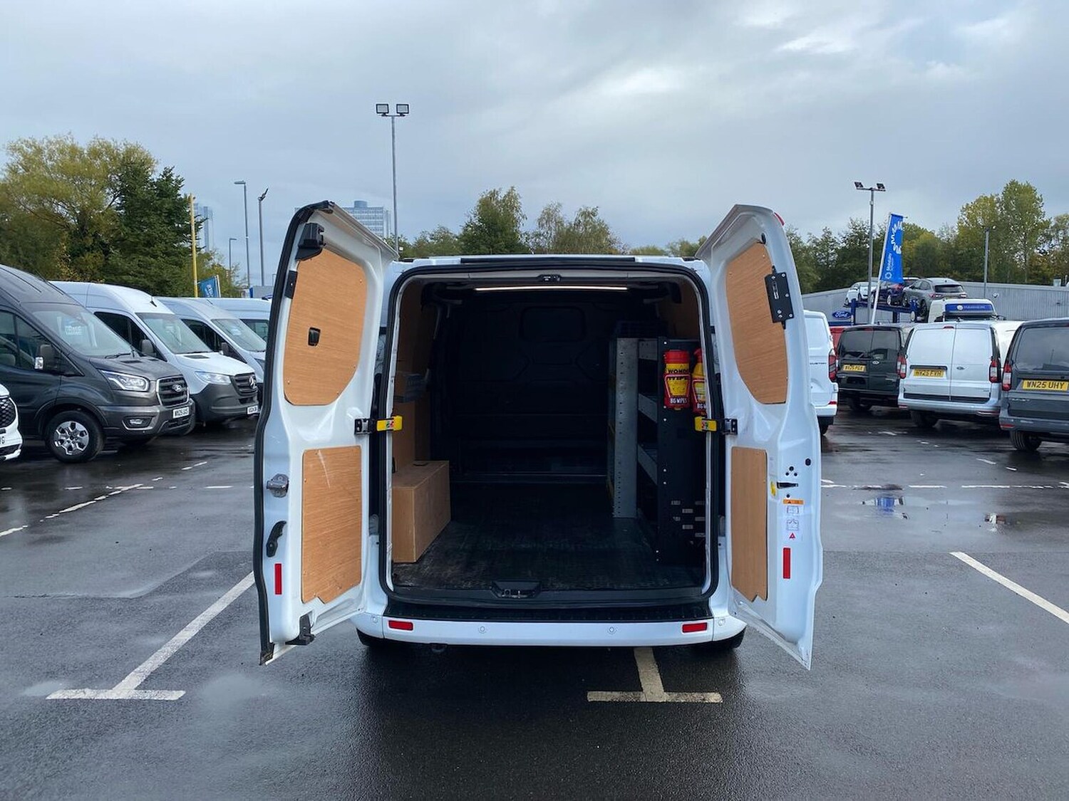 Used Ford Transit Custom 2023 for sale - 76331095: Photo 6