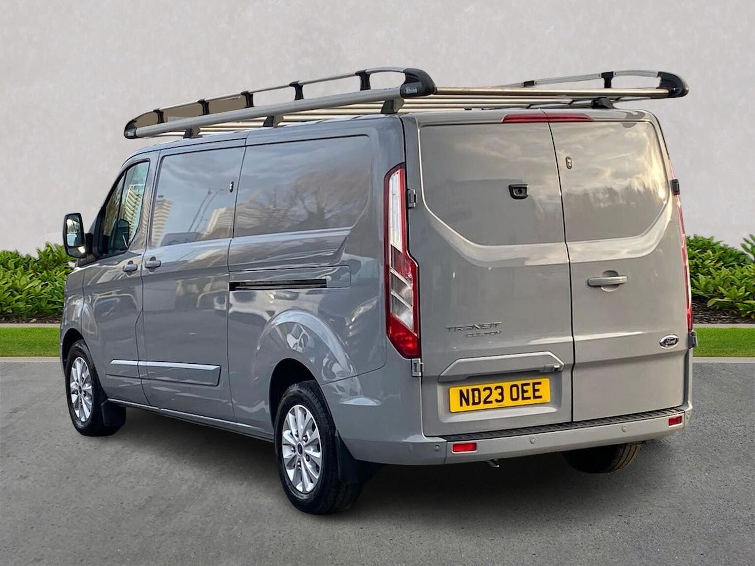 Used Ford Transit Custom 2023 for sale - 76906290: Photo 2