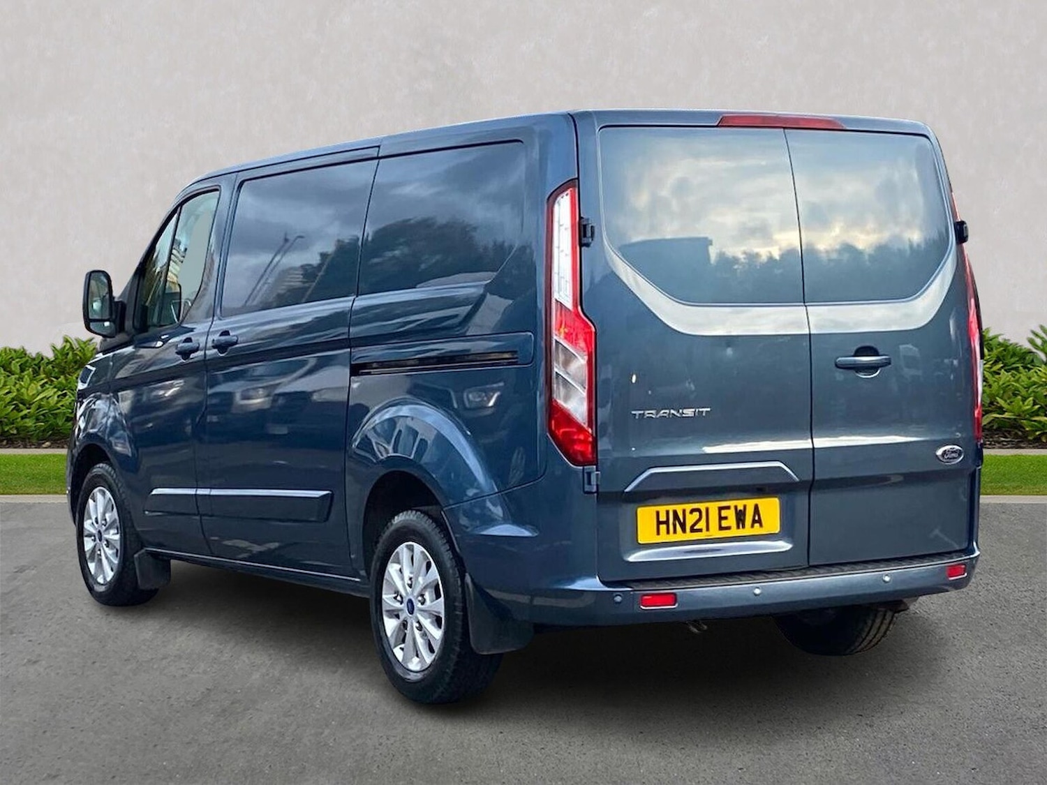 Used Ford Transit Custom 2021 for sale - 76455295: Photo 2