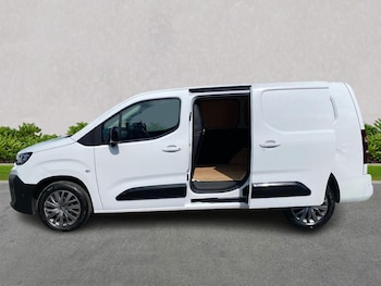Used Citroen Berlingo 2024 for sale - 75956539: Photo