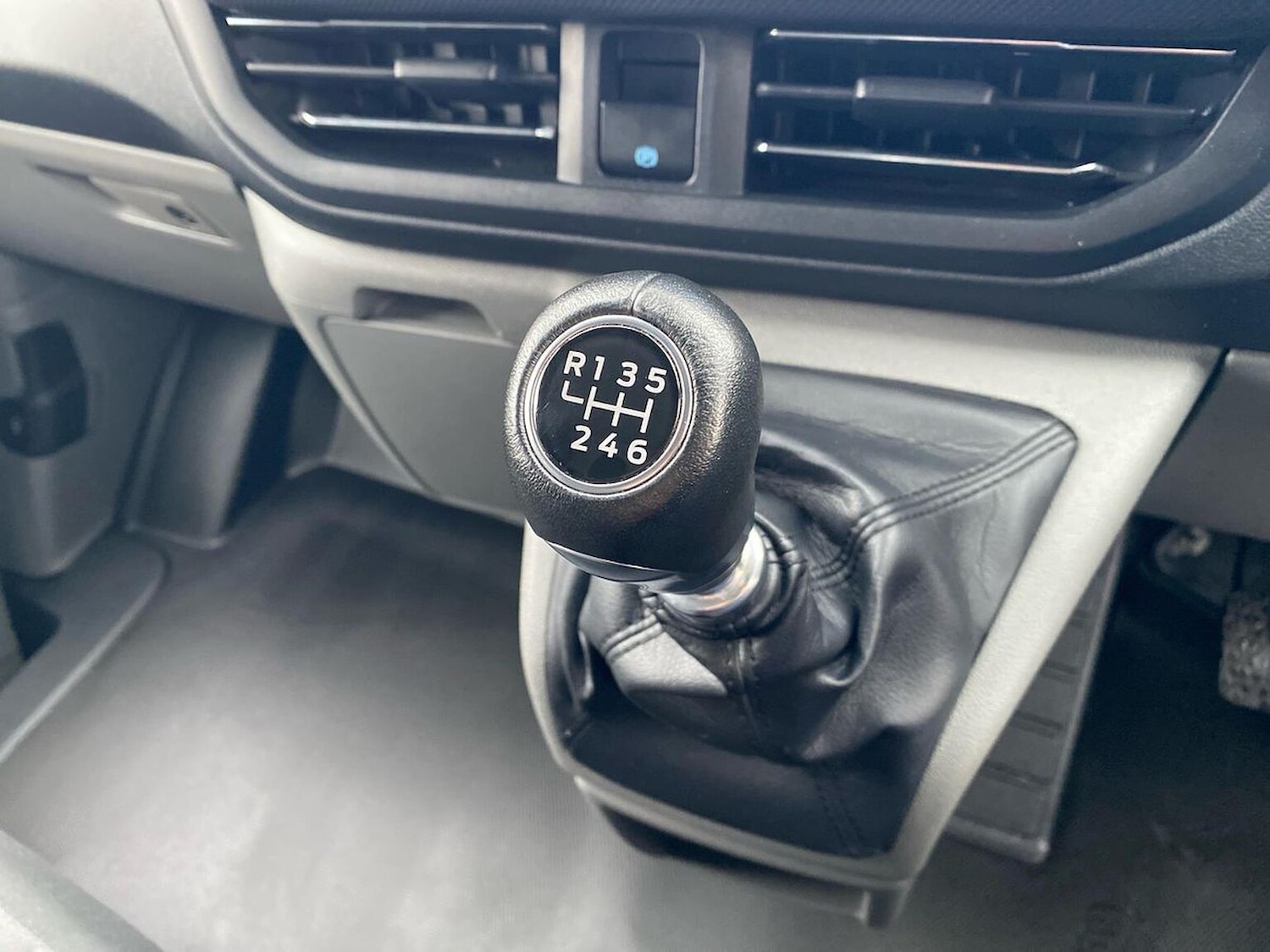 Used Ford Transit Custom 2024 for sale - 76536623: Photo 14