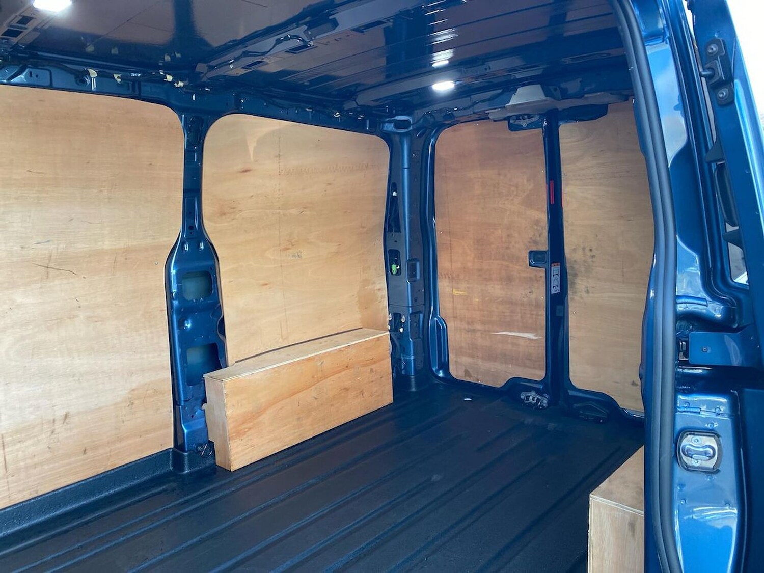 Used Ford Transit Custom 2024 for sale - 76694612: Photo 17