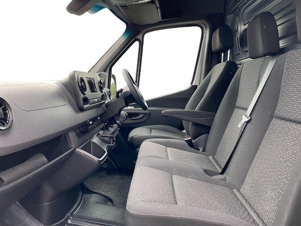 Used Mercedes-Benz Sprinter 2024 for sale - 75689808: Photo 8