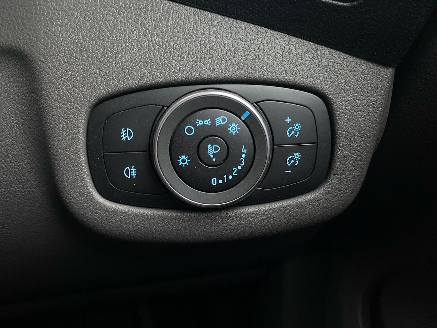 Used Ford Transit Connect 2024 for sale - 77085497: Photo 15