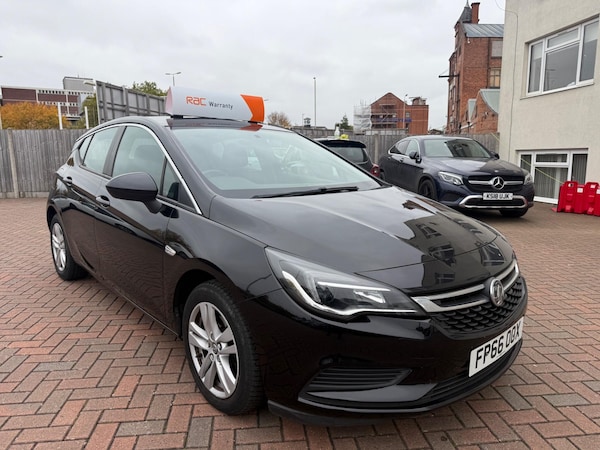 Used Vauxhall Astra 2016 for sale - 76282999: Photo 1