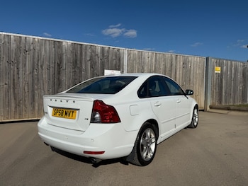 Used Volvo S40 2008 for sale - 75563495: Photo