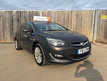 Used Vauxhall Astra 2013 for sale - 75670483: Photo