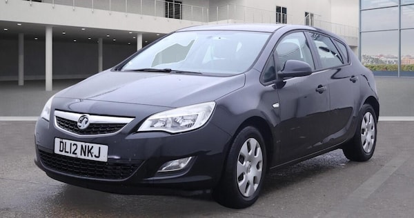 Used Vauxhall Astra 2012 for sale - 76282687: Photo 6