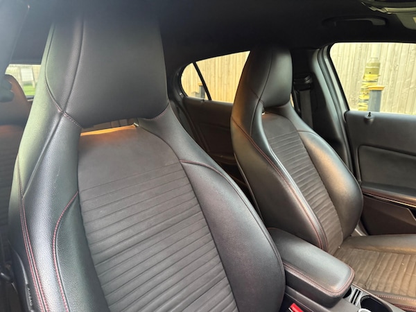 Used Mercedes-Benz GLA 2015 for sale - 76175395: Photo 11