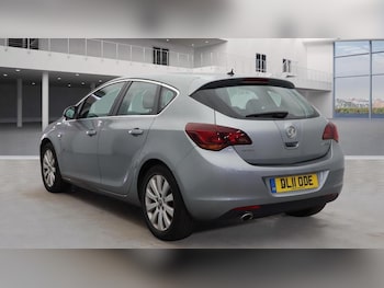 Used Vauxhall Astra 2011 for sale - 76175583: Photo 4
