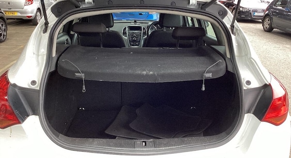 Used Vauxhall Astra 2015 for sale - 76283228: Photo 13