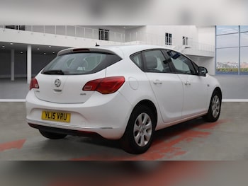 Used Vauxhall Astra 2015 for sale - 76283228: Photo 3