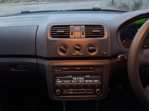 Used Skoda Roomster 2012 for sale - 75670898: Photo 19