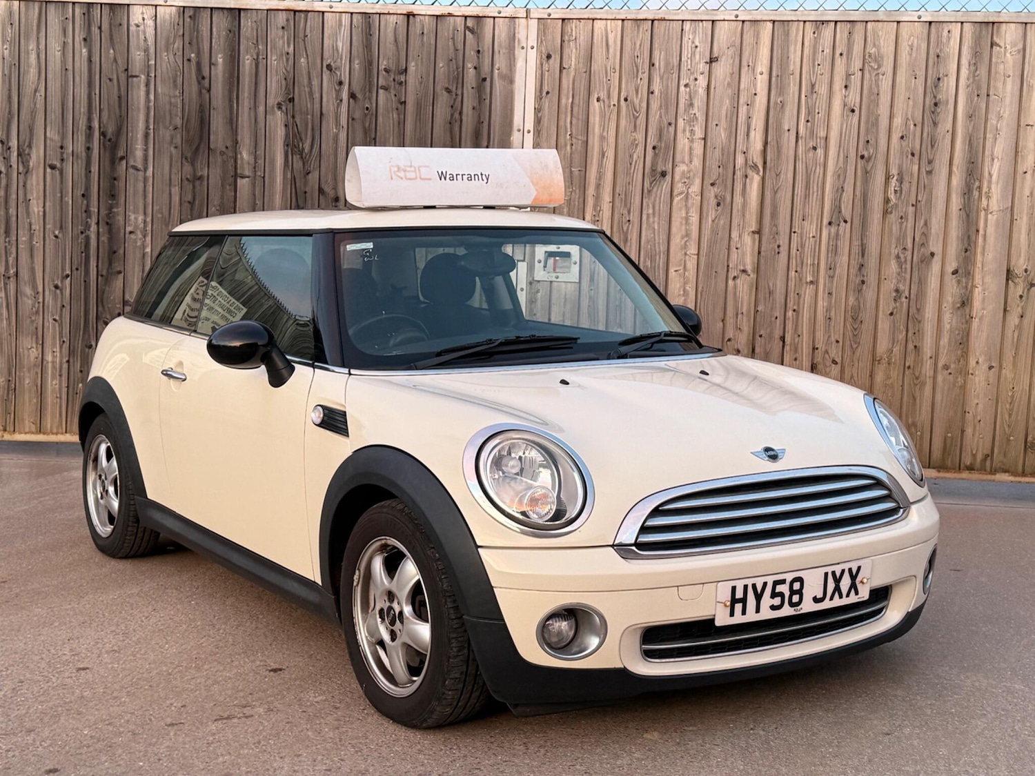 Used MINI Hatch 2008 for sale - 76175125: Photo 1