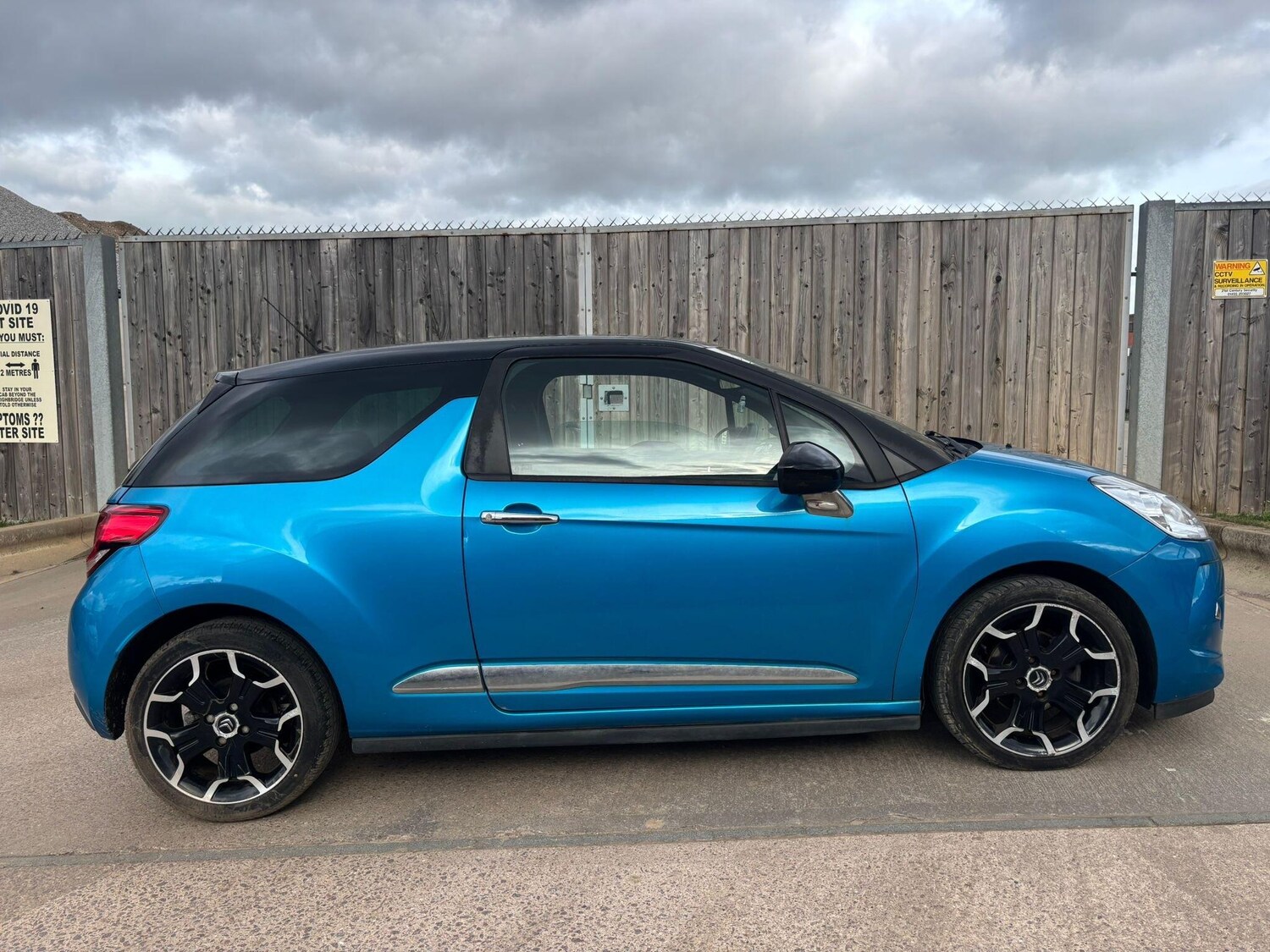 Used Citroen DS3 2012 for sale - 76122118: Photo 3