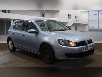 Volkswagen - Golf