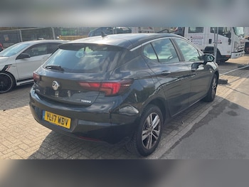 Used Vauxhall Astra 2017 for sale - 76282649: Photo
