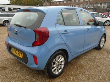 Used Kia Picanto 2018 for sale - 76130988: Photo