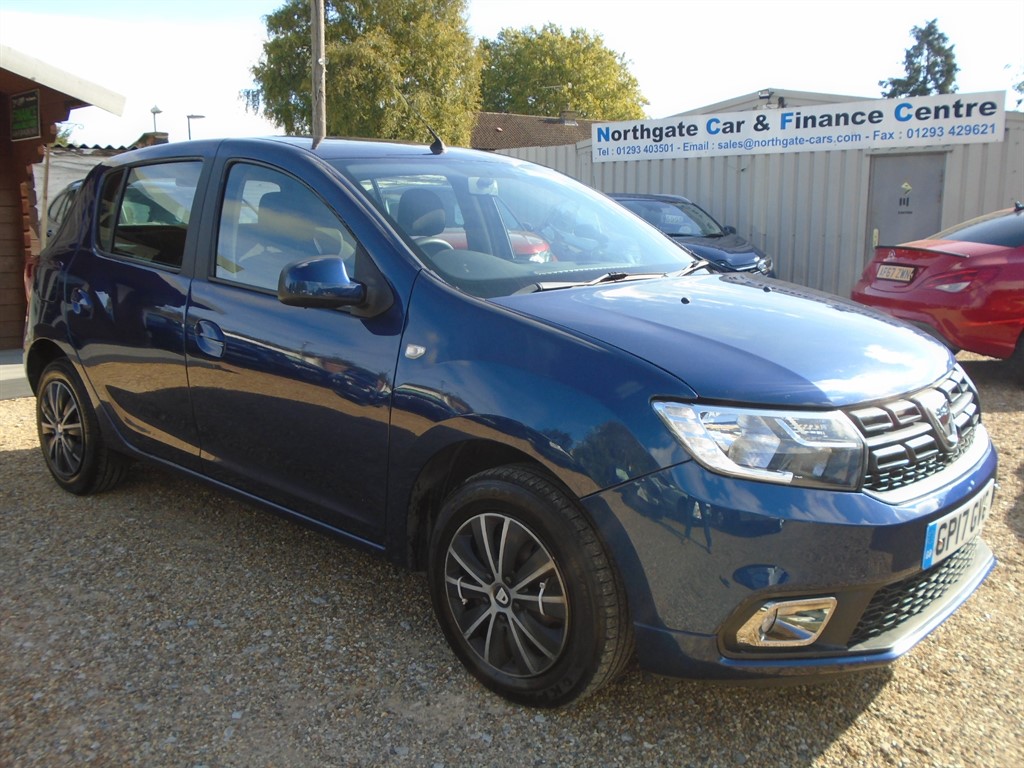 Used Dacia Sandero 2017 for sale - 76131023: Photo 1