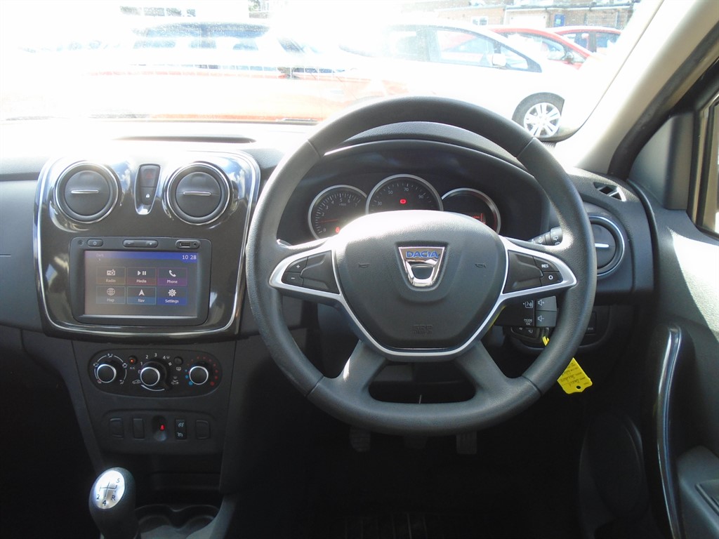 Used Dacia Sandero 2017 for sale - 76131023: Photo 14