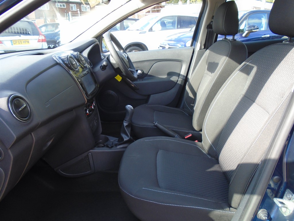 Used Dacia Sandero 2017 for sale - 76131023: Photo 20