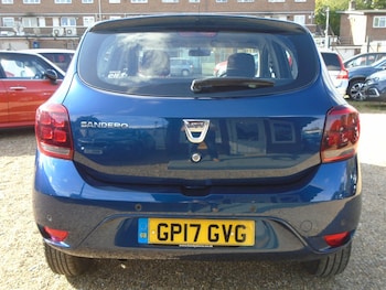 Used Dacia Sandero 2017 for sale - 76131023: Photo 4