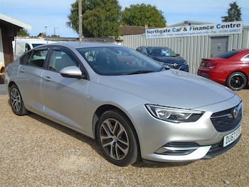 2017 - 1.6 Turbo D ecoTec [136] Design Nav 5dr