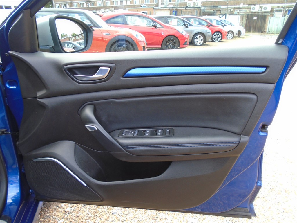 Used Renault Megane 2019 for sale - 75972646: Photo 13